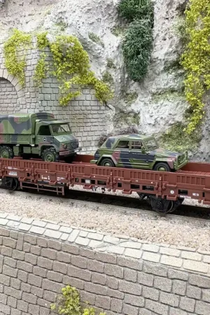 Wagon plat à ranchers Kb 443, transport lourd, avec véhicules militaire, DB, Ep. IV - MARKLIN 46929 - HO 1/87 Prix Bas