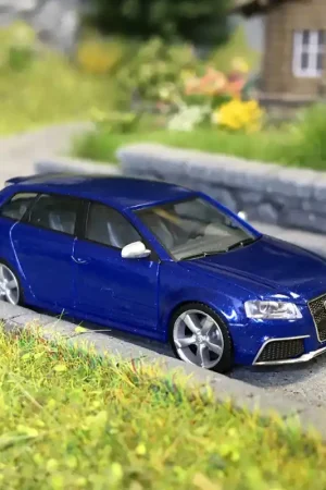 Achetez Aujourd'hui Audi RS3 Sportback, bleu, 2012 - HERPA 034876-003 - HO 1/87