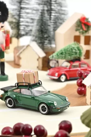 Voiture miniature 1/43 Porsche 911 Turbo 1978 Noël Jet-car Norev 750070 Achetez Aujourd'hui
