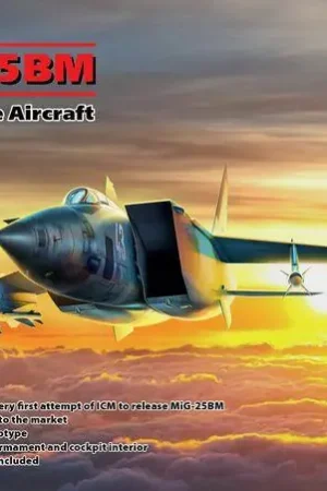 MiG-25 BM, Soviet Strike Aircraft - 1 72e - ICM - ICM Livraison Express