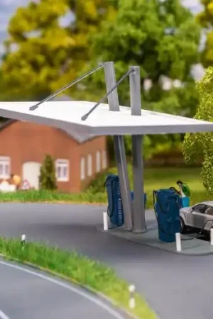 *SOLDES* - MAQUETTE STATION SERVICE ELECTRIQUE Pas Cher