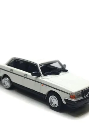 Volvo 240 GL, blanc, 1986 - Minichamps 870171401 - 1/87 Offre Limitée