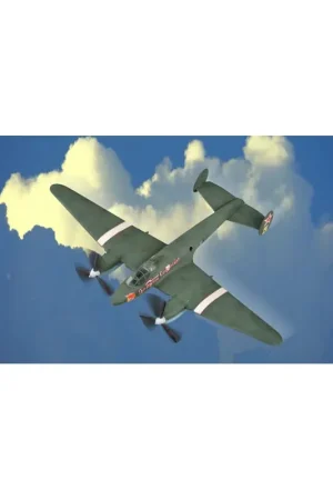 Authentique Maquette d‘avion en plastique Soviet PE-2 Bomber 1/72