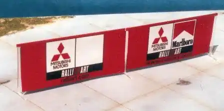 Bon Marché Renaissance 24BAR01 Advertising Barrier - Mitsubishi Barriere Pub