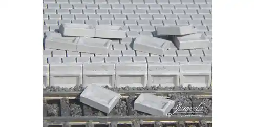 Achetez Aujourd'hui Juweela 28349 Railway Platform Edges 55 cm (130 pcs)