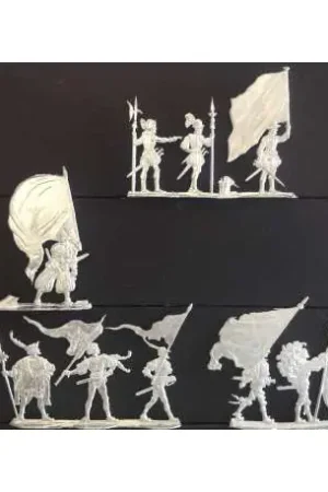 Affaire À Saisir Plats d‘étain de la renaissance.