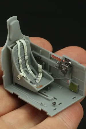 Bon Marché Quinta Studio QD32122 Curtiss P-40 E War Hawk - 3D-Printed & Coloured Interior (for Trumpeter kits)